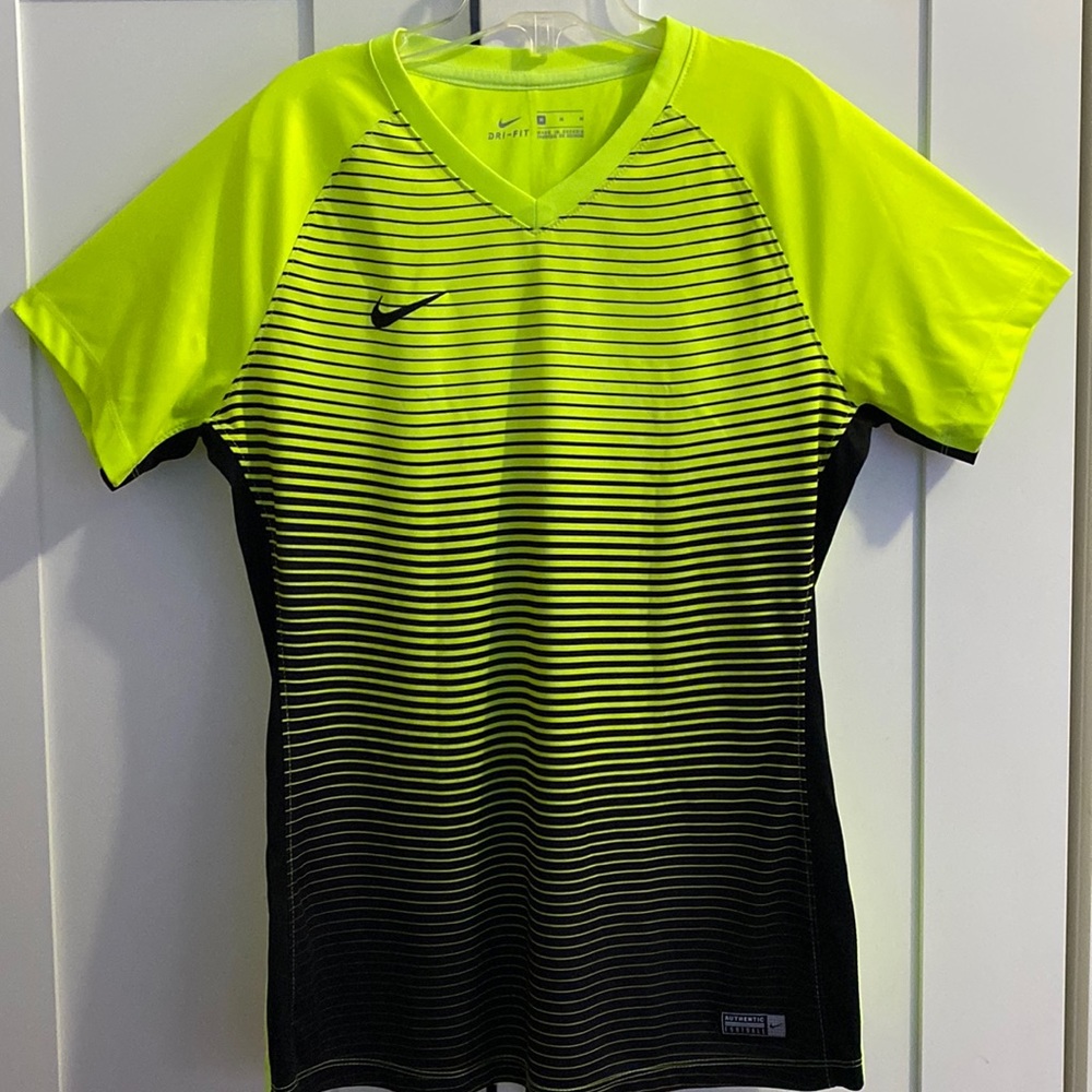 Sport shirt